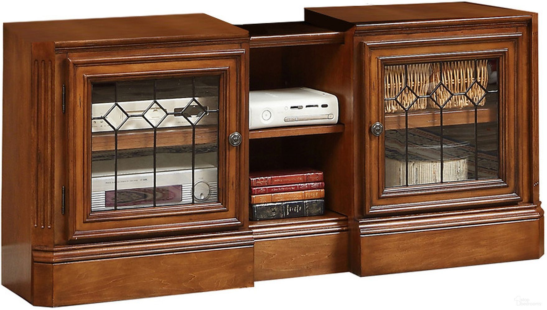 The appearance of Huntington 48" X-pandable Console designed by Parker House in the traditional interior design. This brown piece of furniture was selected by 1StopBedrooms from Huntington Collection to add a touch of cosiness and style into your home. Sku: HUN#415X. Material: Wood.