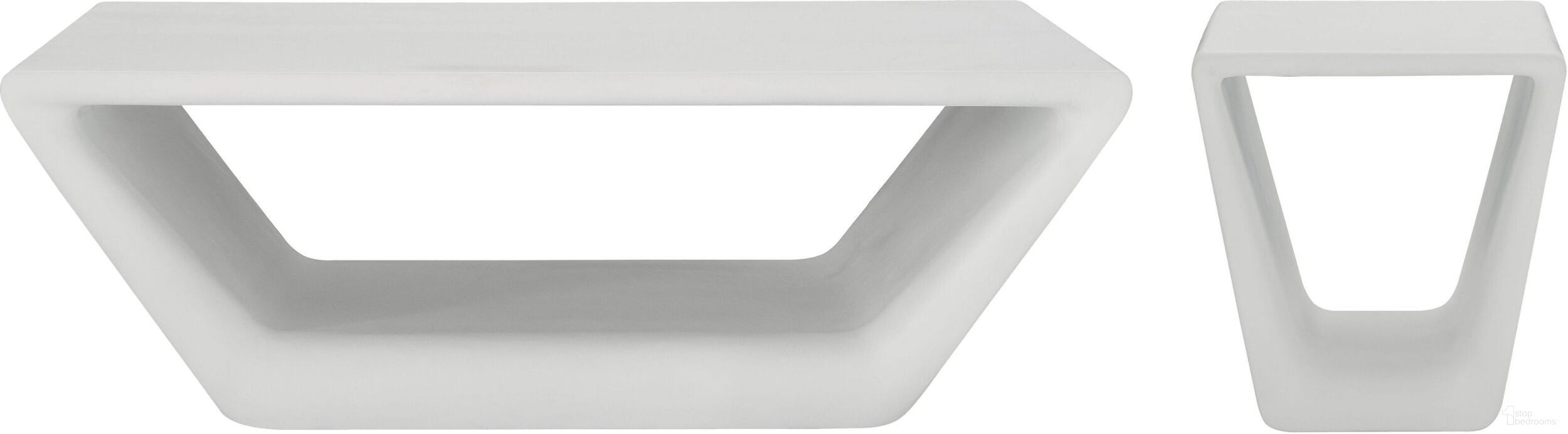 The appearance of Hyannis Outdoor Occasional Table Set designed by Bernhardt in the modern / contemporary interior design. This london fog piece of furniture was selected by 1StopBedrooms from Hyannis Collection to add a touch of cosiness and style into your home. Sku: X02028;X02107. Material: Glass.