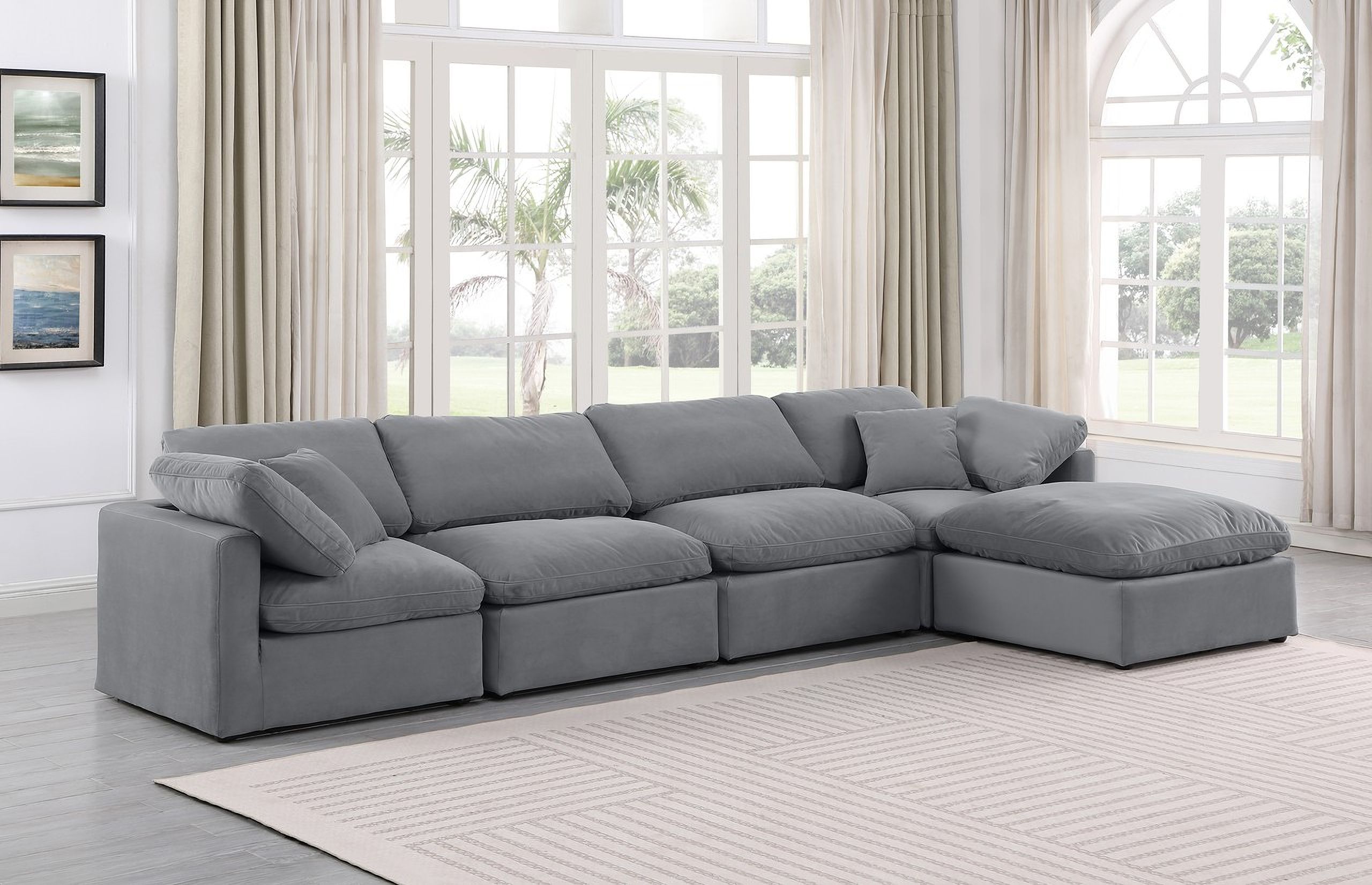 The appearance of Indulge 5 Piece Modular Sectional In Grey Velvet designed by Meridian in the modern / contemporary interior design. This grey velvet piece of furniture  was selected by 1StopBedrooms from Indulge Collection to add a touch of cosiness and style into your home. Sku: 147Grey-Armless;147Grey-Armless;147Grey-Corner;147Grey-Corner;147Grey-Ott. Material: Velvet.