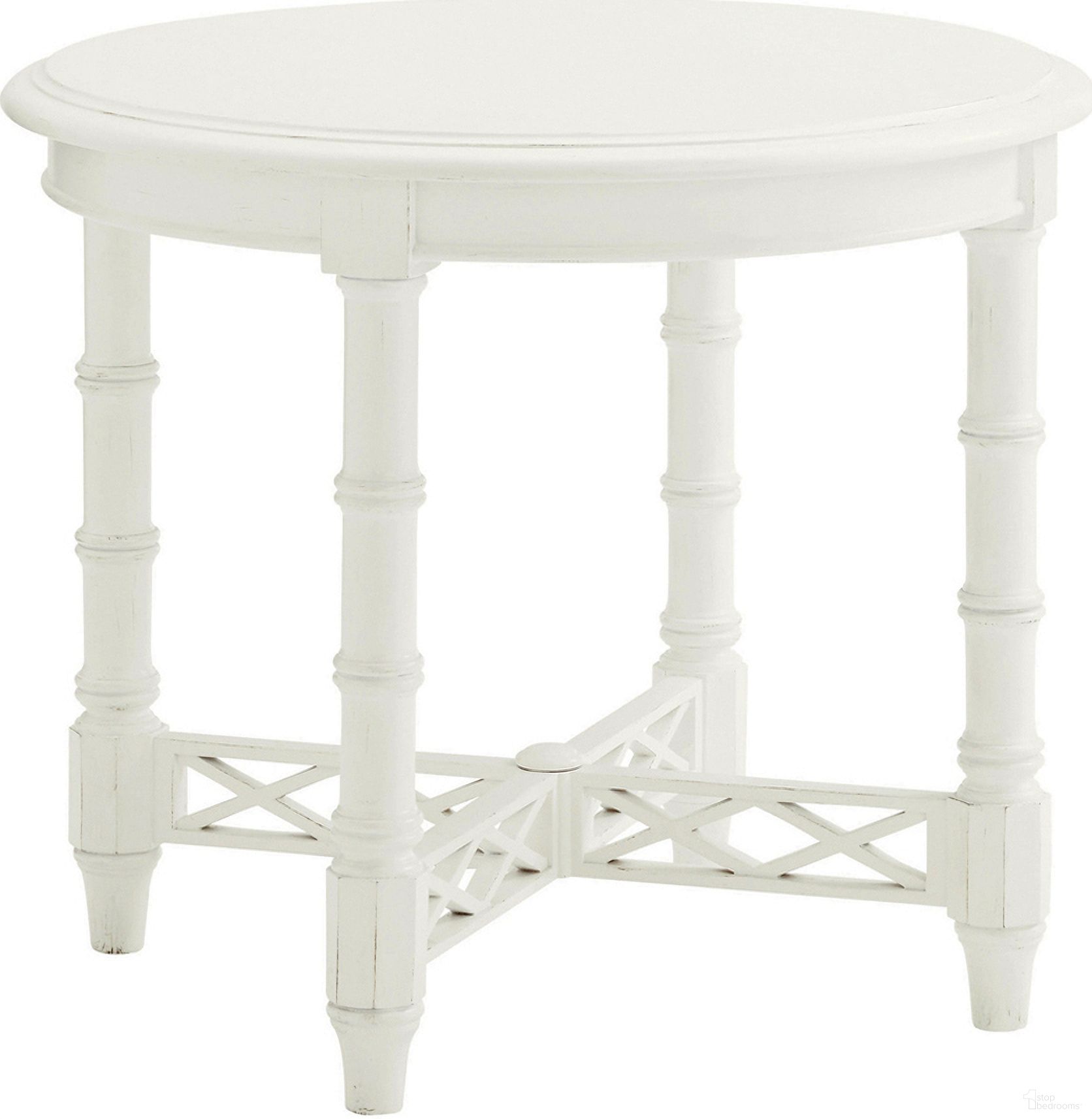 The appearance of Ivory Key Edgehill Round Lamp Table In Somers Isle designed by Tommy Bahama in the transitional interior design. This somers isle piece of furniture  was selected by 1StopBedrooms from Ivory Key Collection to add a touch of cosiness and style into your home. Sku: 543-950. Material: Glass.