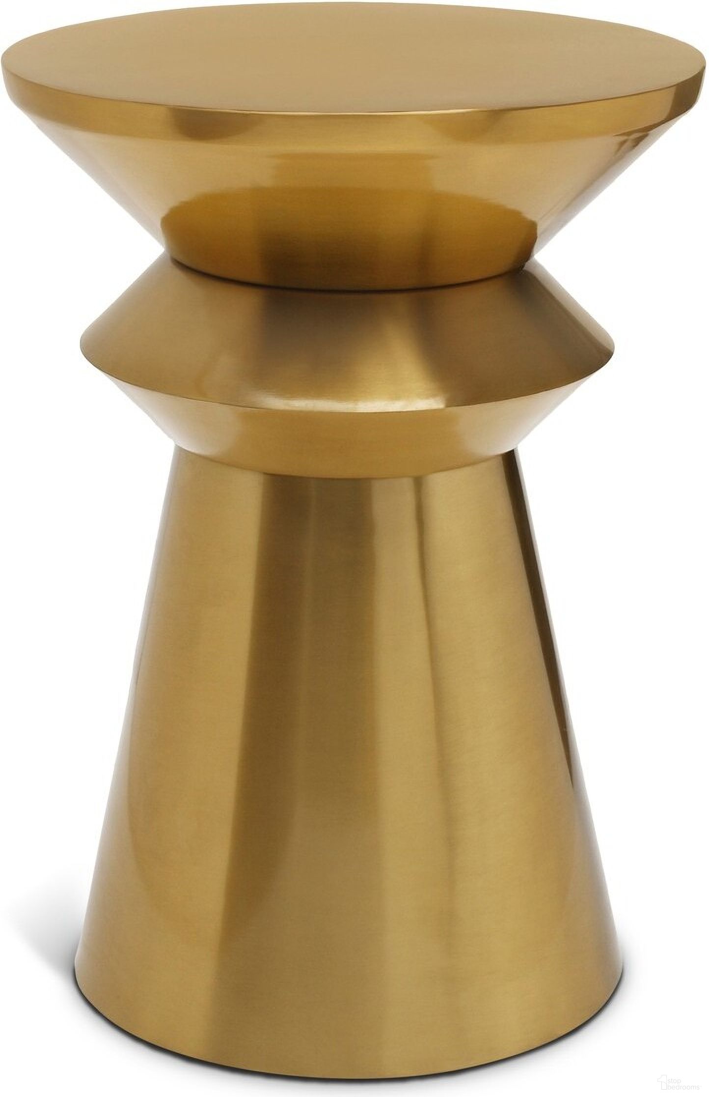 The appearance of Jai End Table In Brushed Gold designed by Meridian in the modern / contemporary interior design. This brushed gold piece of furniture was selected by 1StopBedrooms from Jai Collection to add a touch of cosiness and style into your home. Sku: 241-ET. Material: Iron.