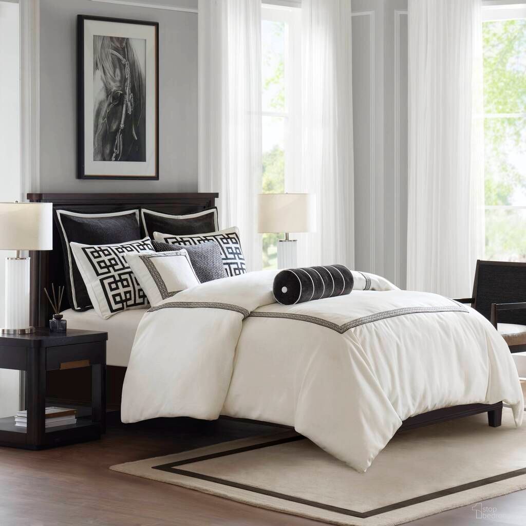 Jarvis Embroidery Oversized Duvet Style Comforter Set In Black and White