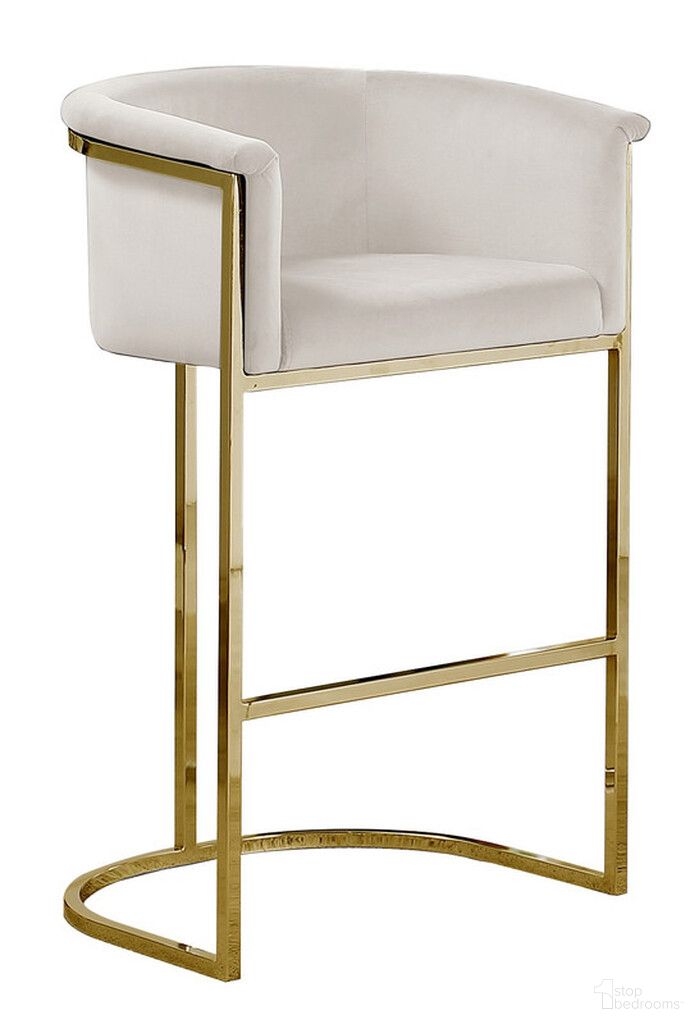 The appearance of Jessica Barstool Chair In Cream Velvet and Gold Metal Chrome Base designed by Best Quality Furniture in the modern / contemporary interior design. This cream/gold piece of furniture was selected by 1StopBedrooms from Jessica Collection to add a touch of cosiness and style into your home. Sku: BS213. Material: Velvet.