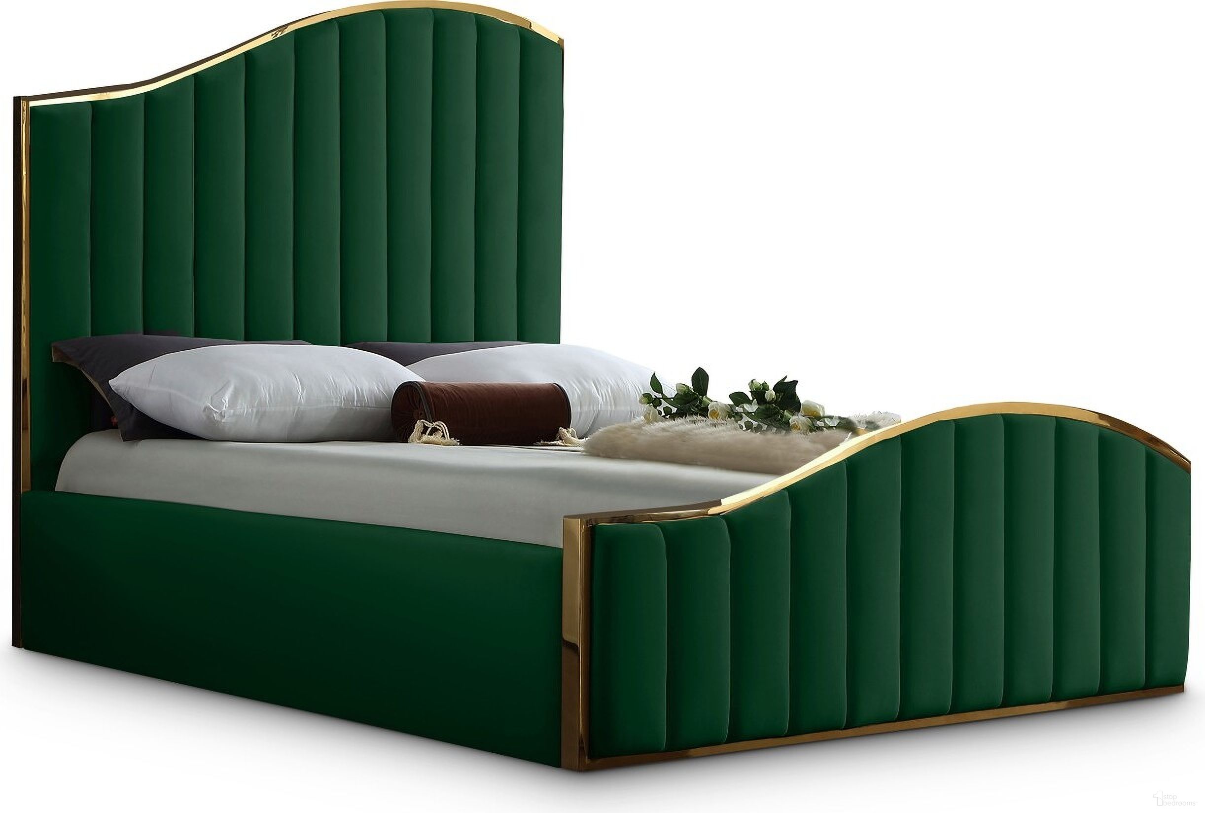 The appearance of Jolie Velvet Queen Bed In Green designed by Meridian in the modern / contemporary interior design. This green piece of furniture  was selected by 1StopBedrooms from Jolie Collection to add a touch of cosiness and style into your home. Sku: JolieGreen-Q Box 1/3 (HB);JolieGreen-Q Box 2/3 (FB/Hardware/Legs/Slats);JolieGreen-Q Box 3/3 (Siderails/Metal Bar). Bed Type: Panel Bed. Bed Size: Queen. Material: Velvet.