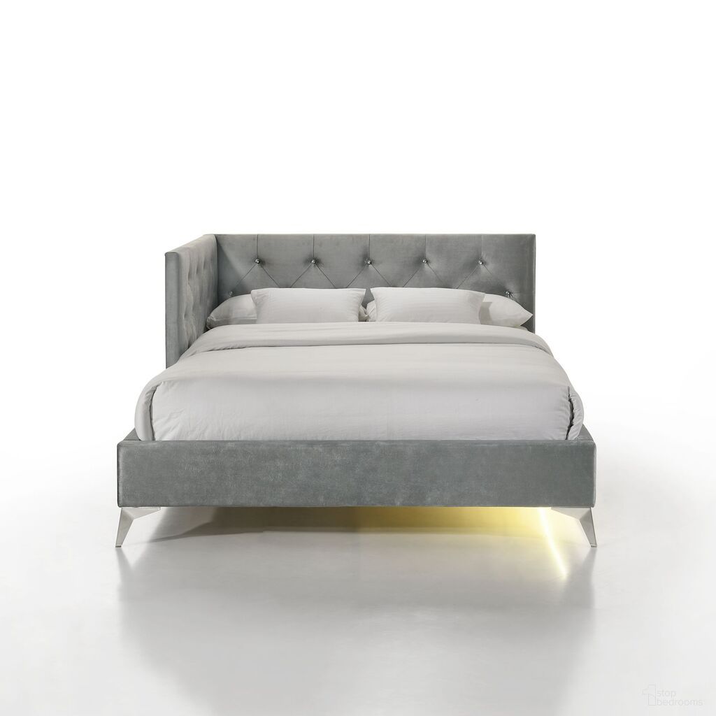 The appearance of Juniper Full Upholstered Corner Bed with LED and USB In Grey designed by Picket House in the glam interior design. This grey piece of furniture was selected by 1StopBedrooms from Juniper Collection to add a touch of cosiness and style into your home. Sku: B-480-3-FHBS;B-480-3-FCR. Material: Polyester. Bed Size: Full. Bed Type: Upholstered Bed.