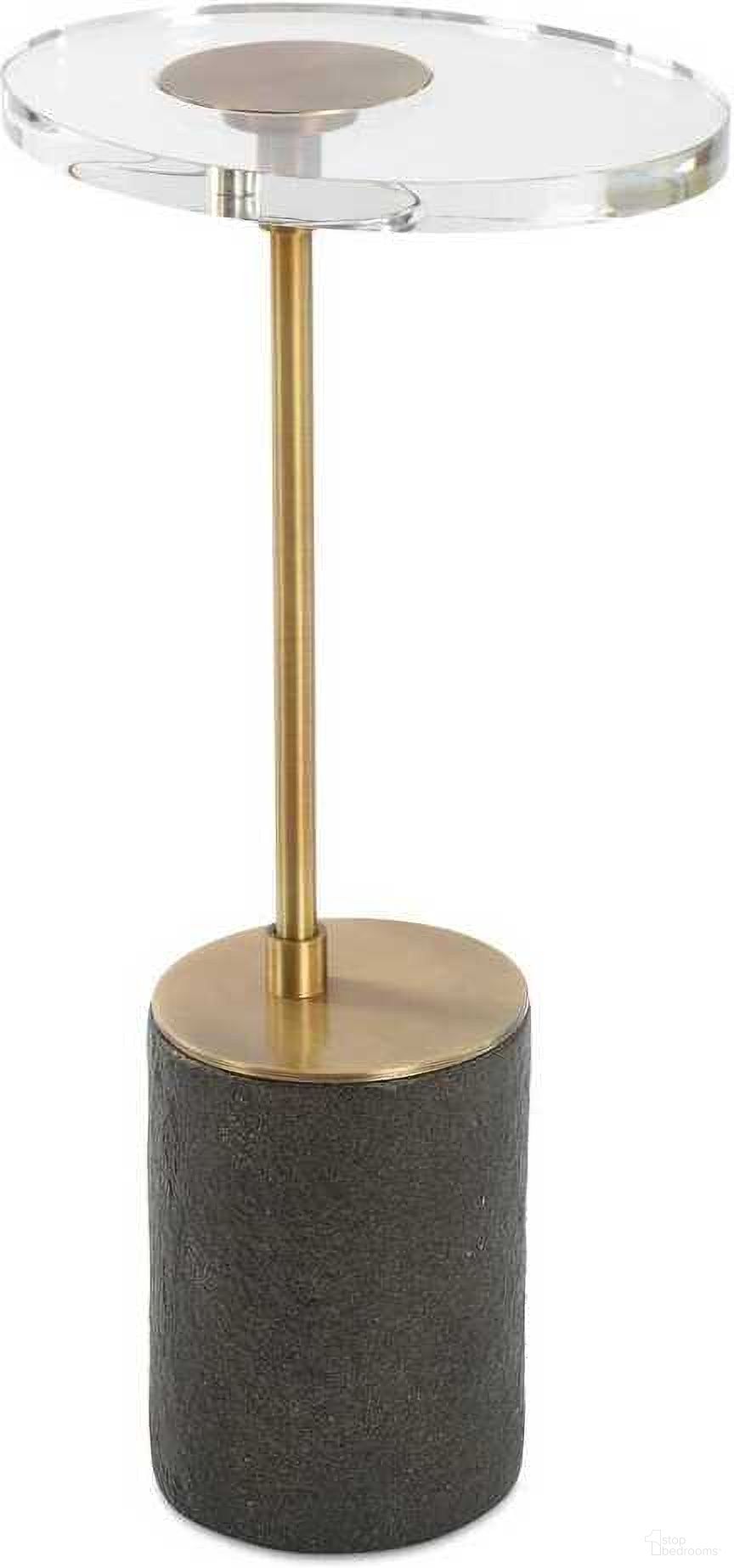 The appearance of Kaufman Crystal Accent Table In Brass designed by Uttermost in the modern / contemporary interior design. This brass piece of furniture  was selected by 1StopBedrooms from Kaufman Collection to add a touch of cosiness and style into your home. Sku: 50176. Material: Metal.