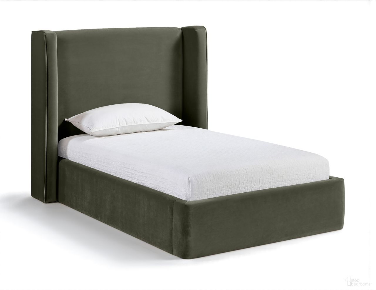 The appearance of Kendall Velvet Upholstered Twin Bed In Green designed by Meridian in the modern / contemporary interior design. This green piece of furniture was selected by 1StopBedrooms from Kendall Collection to add a touch of cosiness and style into your home. Sku: B1283Green-T Box 1/2 (Headboard);B1283Green-T Box 2/2 (Side Rails / Footboard / Panels / Center Rail). Bed Size: Twin. Material: Velvet. Bed Type: Upholstered Bed.
