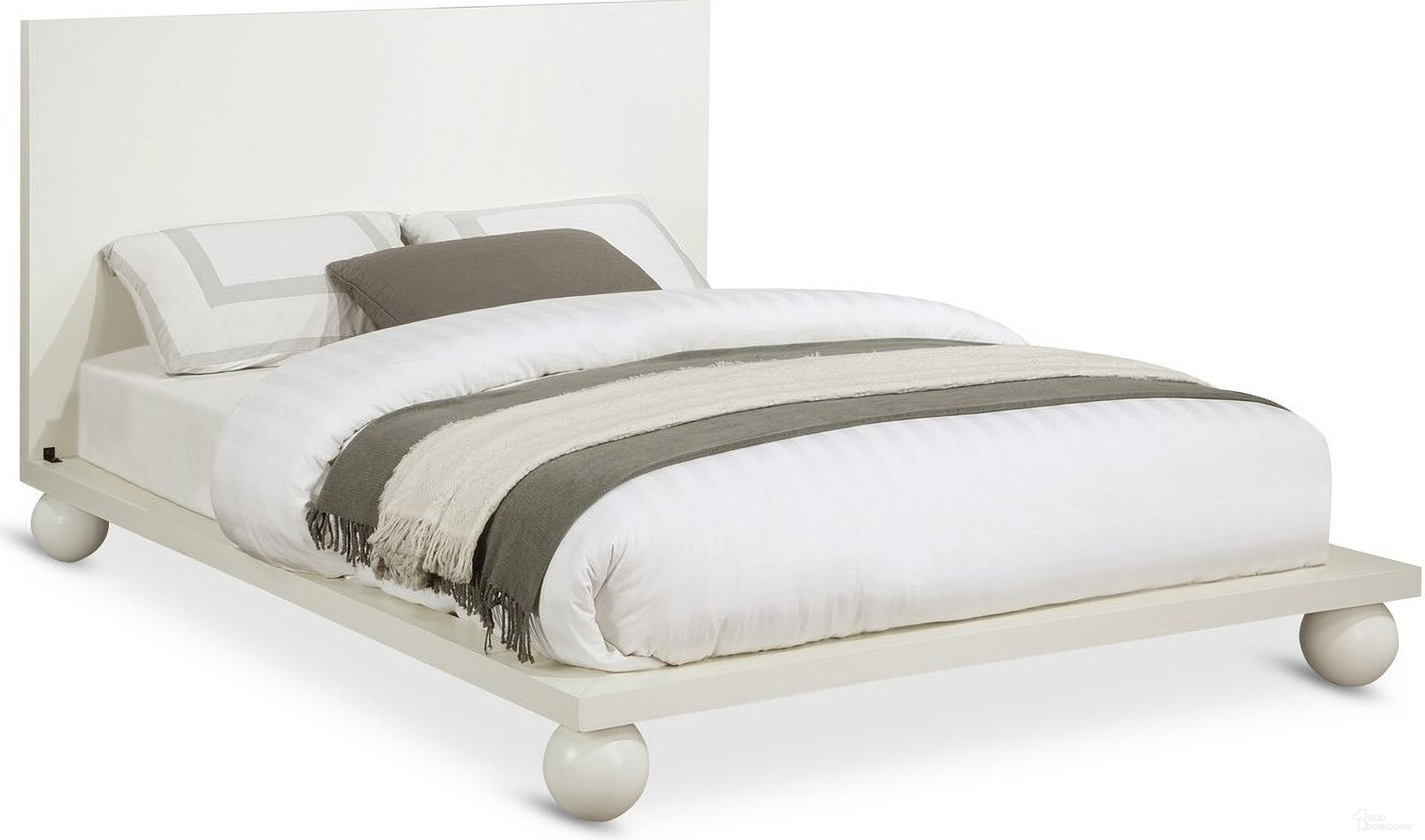 Kent Queen Bed In Cream