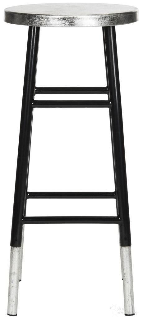 The appearance of Kenzie 30 Inch Silver Dipped Bar Stool in Black and Silver designed by Safavieh in the modern / contemporary interior design. This black/silver piece of furniture was selected by 1StopBedrooms from Kenzie Collection to add a touch of cosiness and style into your home. Sku: FOX3212A. Material: Metal.