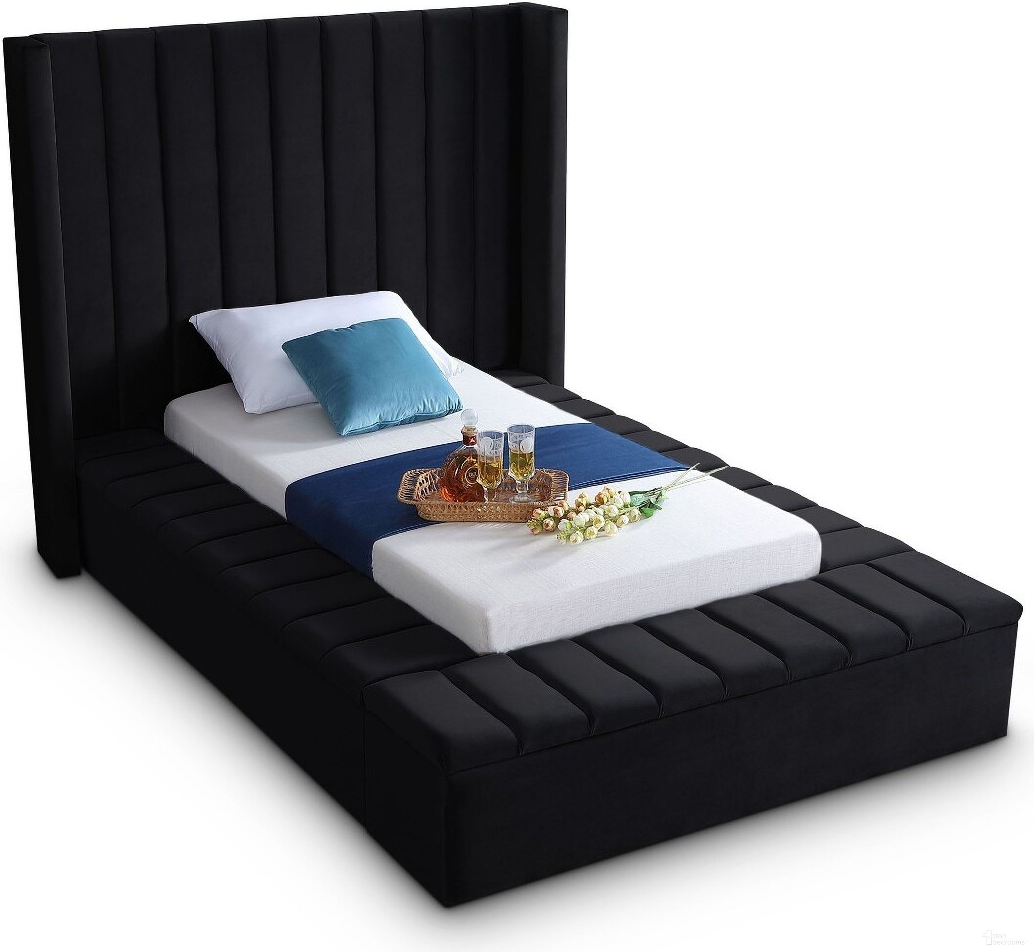 The appearance of Kiki Velvet Twin Bed In Black designed by Meridian in the modern / contemporary interior design. This black piece of furniture was selected by 1StopBedrooms from Kiki Collection to add a touch of cosiness and style into your home. Sku: KikiBlack-T Box 1/3 (HB/Slats);KikiBlack-T Box 2/3 (FB/Ottoman/Hardware/Wing);KikiBlack-T Box 3/3 (4 Siderails/Bottom Board of Siderail/Metal Bar/Siderail's Top Upholstered Part). Bed Type: Storage Bed. Bed Size: Twin. Material: Velvet.