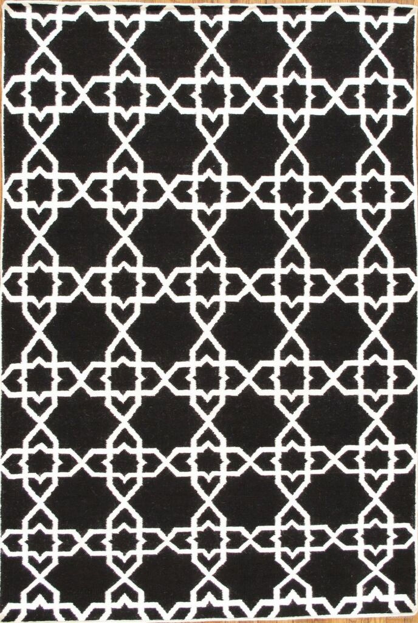 Kilim Collection Hand-Woven Lamb's Wool Area Rug- 5' 6" x 8' 6" In Black and Ivory