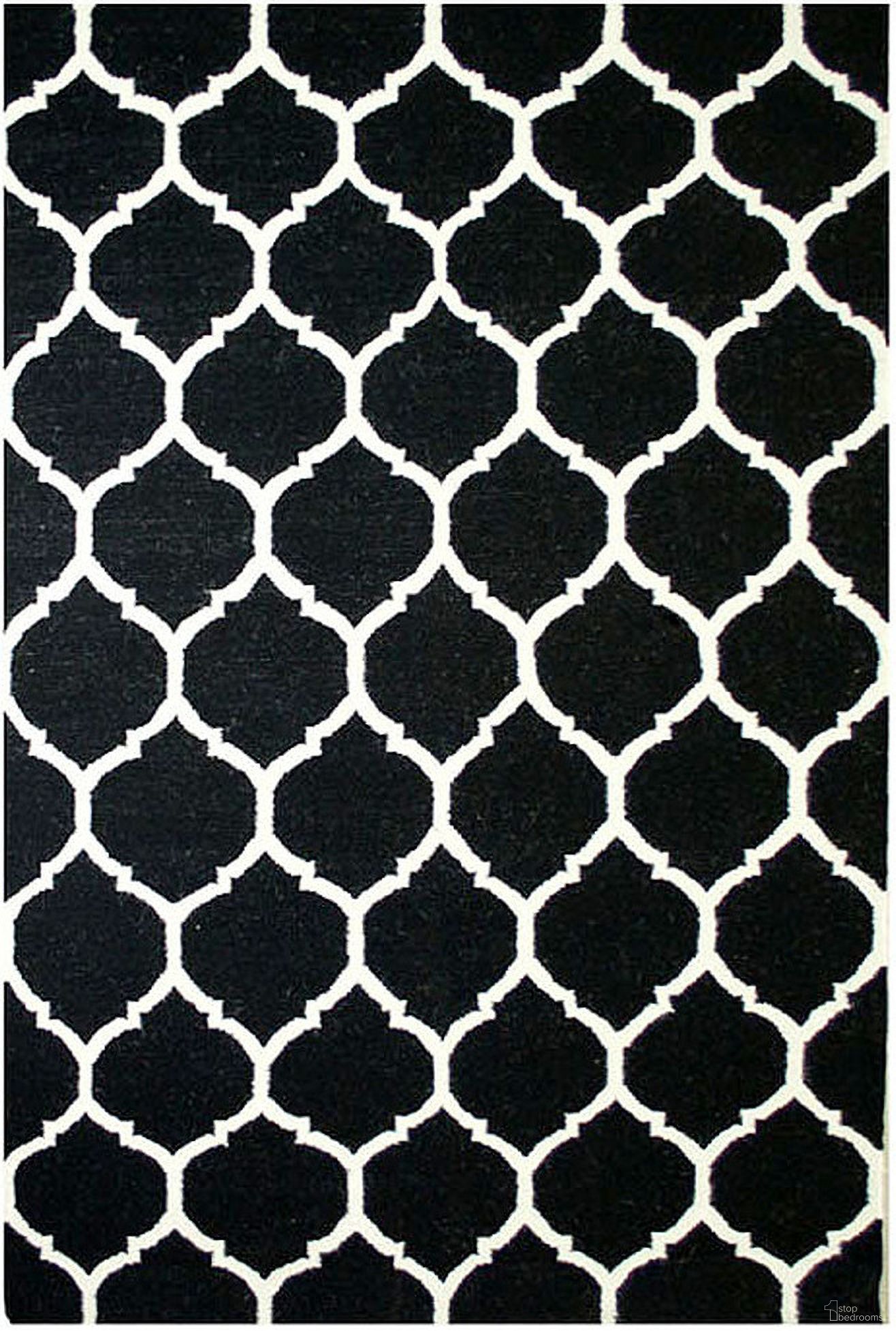 Kilim Collection Hand-Woven Lamb's Wool Area Rug- 5' x 8' In Black and Ivory