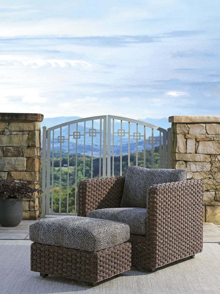 Tommy Bahama Kilimanjaro Ottoman - Thumbnail 4