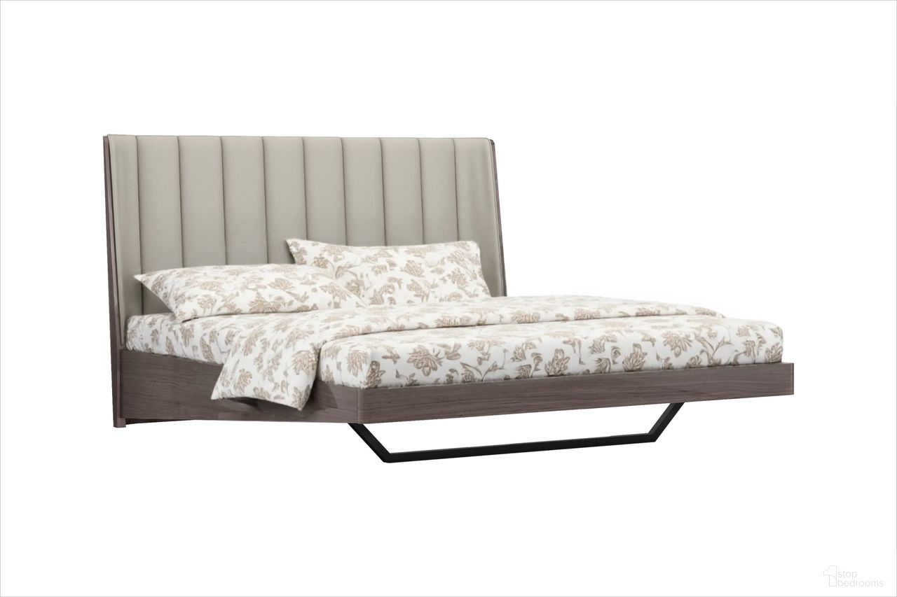 The appearance of King Upholstered Faux Leather Gloss Bed Frame In Grey and Ivory designed by Homeroots in the modern / contemporary interior design. This grey and ivory piece of furniture was selected by 1StopBedrooms from to add a touch of cosiness and style into your home. Sku: 486181. Material: Faux Leather. Bed Size: King. Bed Type: Upholstered Bed.