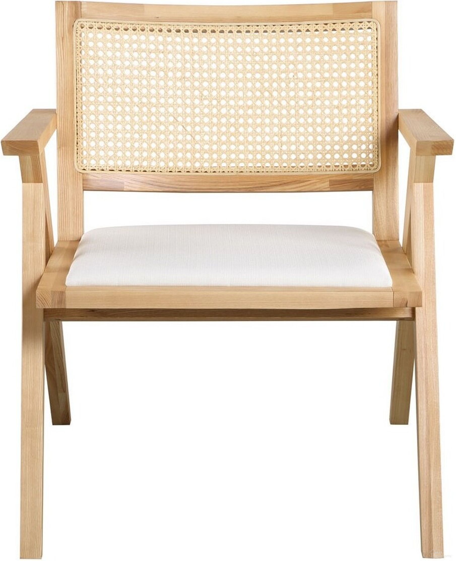 The appearance of Krystine Rattan Accent Chair In Natural designed by Safavieh Couture in the transitional interior design. This natural piece of furniture  was selected by 1StopBedrooms from Krystine Collection to add a touch of cosiness and style into your home. Sku: SFV4131B. Material: Ash.