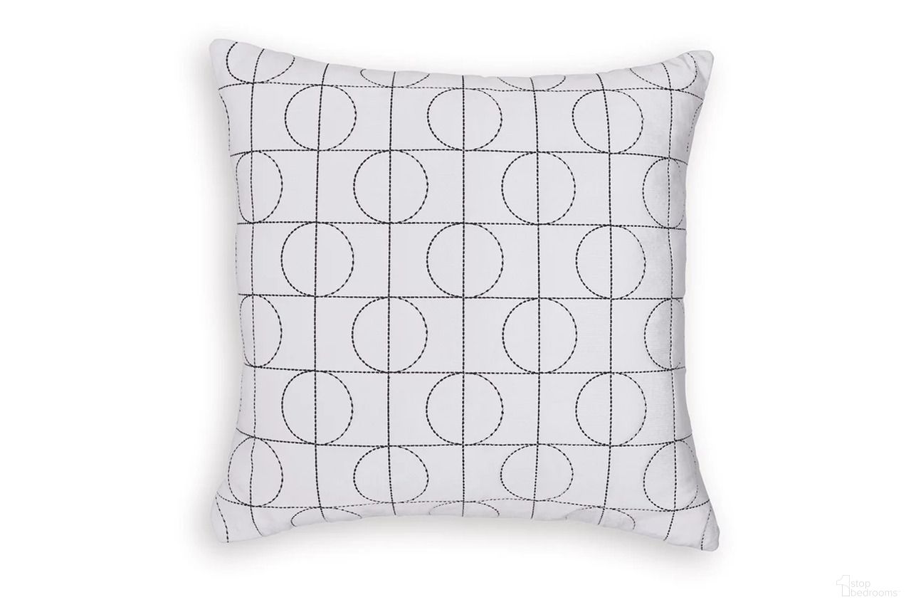 Kydner Pillow Set of 4 In White and Black