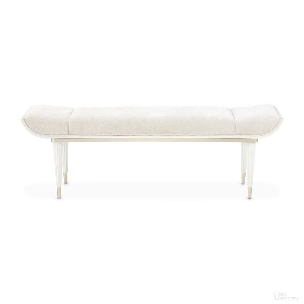 The appearance of La Marisia Accent Bench In Creamy Pearl designed by Michael Amini in the modern / contemporary interior design. This creamy pearl piece of furniture was selected by 1StopBedrooms from La Marisia Collection to add a touch of cosiness and style into your home. Sku: 9089904-112. Material: Poplar.