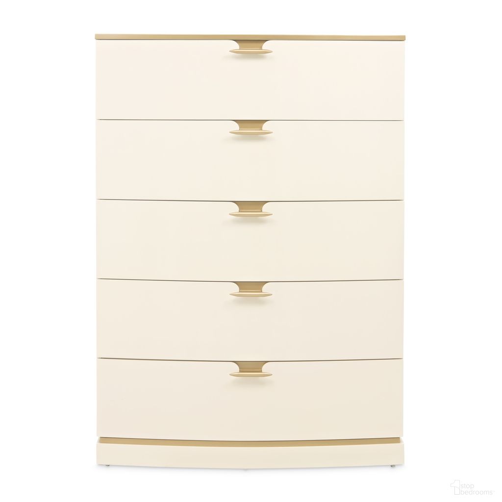 The appearance of La Terrazza 5-Drawer Chest In Creamy Pearl designed by Michael Amini in the transitional interior design. This creamy pearl piece of furniture was selected by 1StopBedrooms from La Terrazza Collection to add a touch of cosiness and style into your home. Sku: 9092070SA-112. Material: Solid Wood.