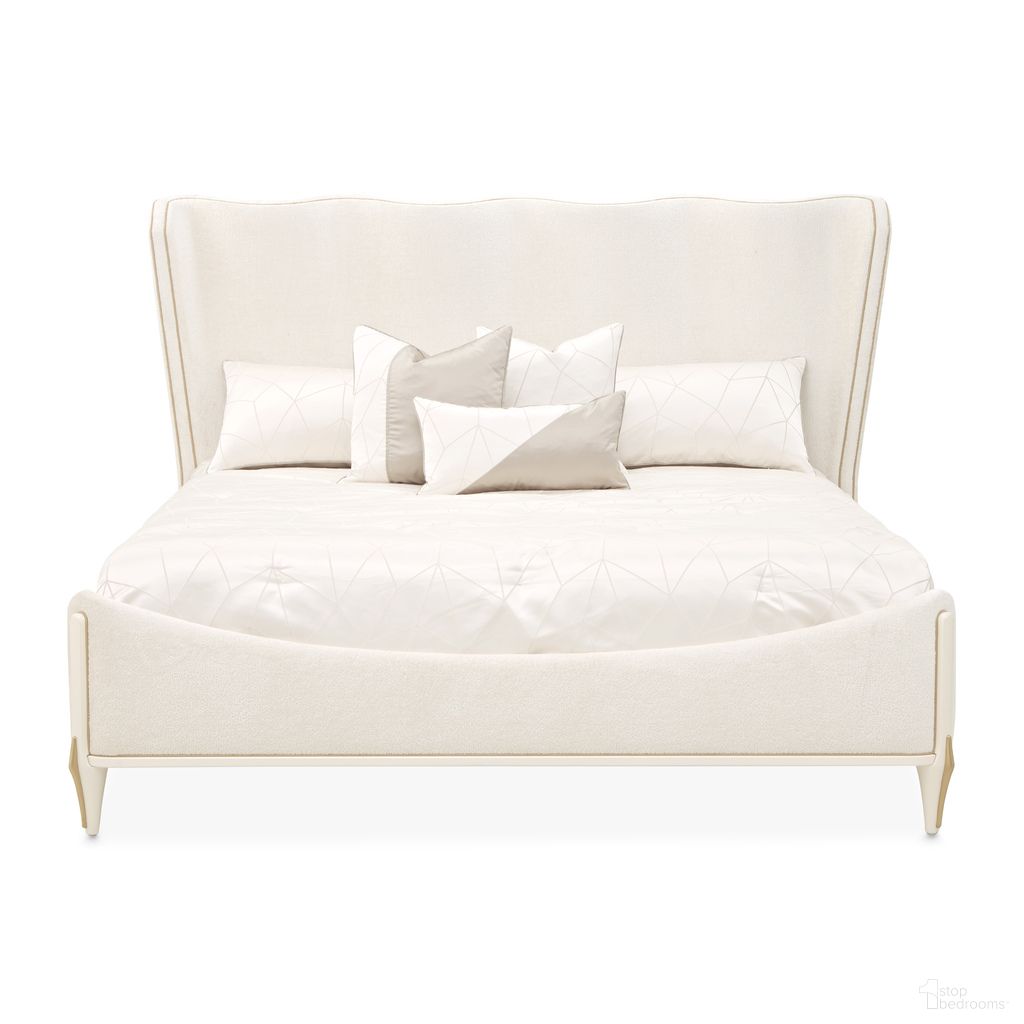 The appearance of La Terrazza King Panel Bed In Creamy Pearl and Starlight designed by Michael Amini in the transitional interior design. This creamy pearl/starlight piece of furniture was selected by 1StopBedrooms from La Terrazza Collection to add a touch of cosiness and style into your home. Sku: 9092014-112;9092024-112;9092037-112. Bed Type: Panel Bed. Bed Size: King. Material: Solid Wood.