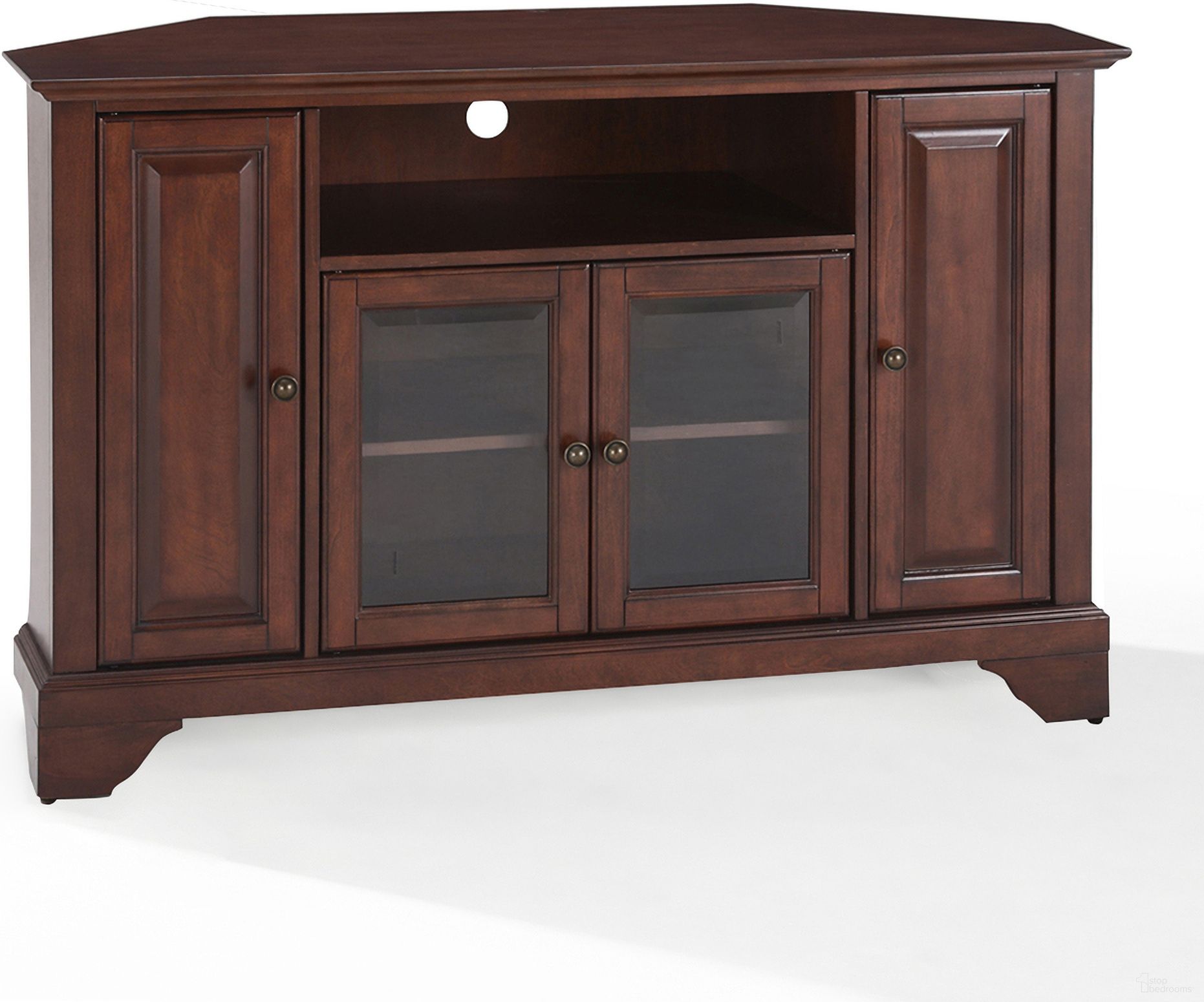 The appearance of Lafayette Corner TV Stand For 50+ Inch TVs In Mahogany designed by Crosley Brands in the traditional interior design. This mahogany piece of furniture was selected by 1StopBedrooms from Lafayette Collection to add a touch of cosiness and style into your home. Sku: CF100248-MA;CF0102-MA. Material: MDF.