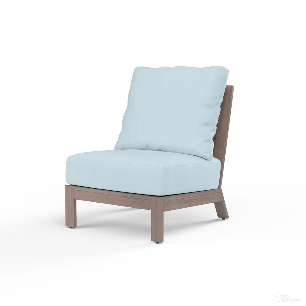 The appearance of Laguna Armless Club in Canvas Skyline designed by Sunset West in the transitional interior design. This canvas skyline piece of furniture  was selected by 1StopBedrooms from Laguna Collection to add a touch of cosiness and style into your home. Sku: SW3501-AC-14091. Material: Aluminum.