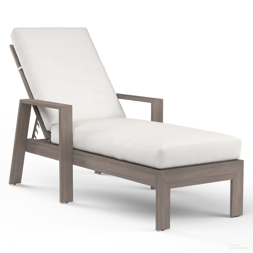The appearance of Laguna Chaise Lounge in Canvas Flax designed by Sunset West in the transitional interior design. This canvas flax piece of furniture  was selected by 1StopBedrooms from Laguna Collection to add a touch of cosiness and style into your home. Sku: SW3501-9-FLAX-STKIT. Material: Aluminum.