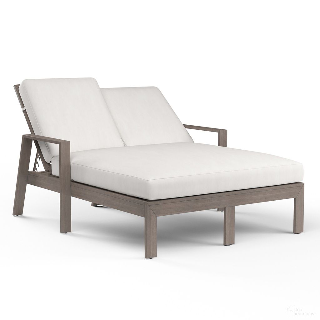 The appearance of Laguna Double Chaise Lounge in Canvas Flax designed by Sunset West in the transitional interior design. This canvas flax piece of furniture  was selected by 1StopBedrooms from Laguna Collection to add a touch of cosiness and style into your home. Sku: SW3501-99-FLAX-STKIT. Material: Aluminum.
