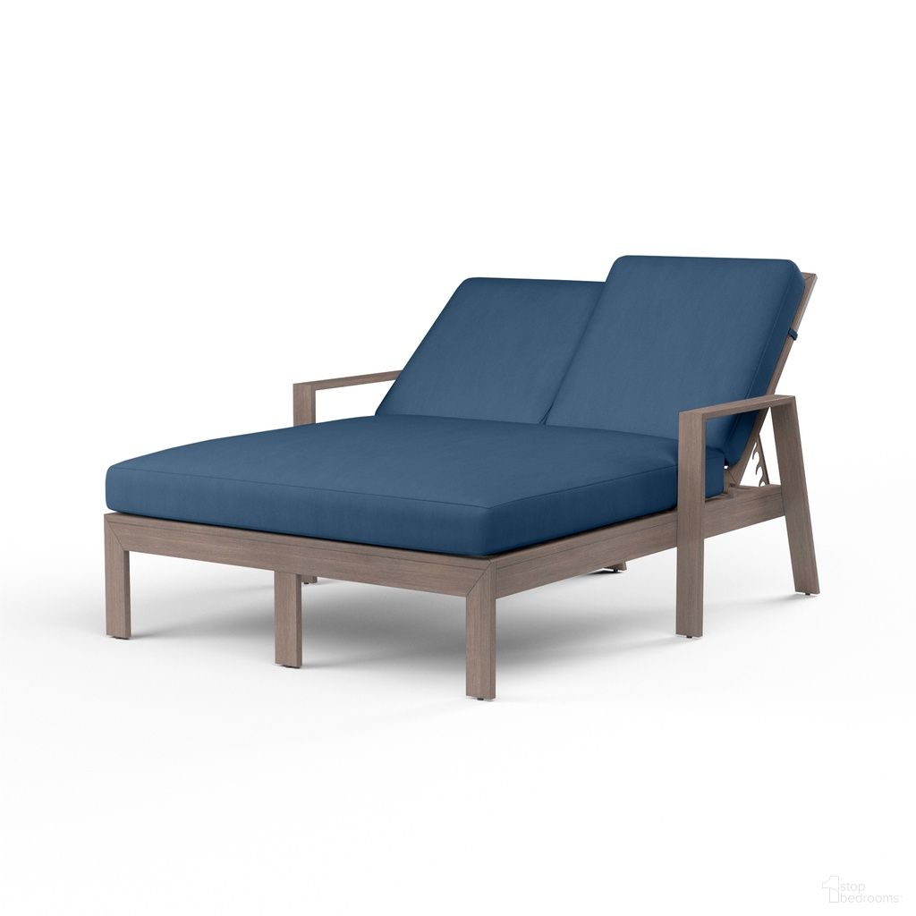The appearance of Laguna Double Chaise Lounge in Spectrum Indigo designed by Sunset West in the transitional interior design. This spectrum indigo piece of furniture was selected by 1StopBedrooms from Laguna Collection to add a touch of cosiness and style into your home. Sku: SW3501-99-48080. Material: Aluminum.