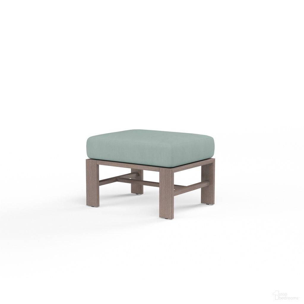 The appearance of Laguna Ottoman in Cast Mist designed by Sunset West in the transitional interior design. This cast mist piece of furniture was selected by 1StopBedrooms from Laguna Collection to add a touch of cosiness and style into your home. Sku: SW3501-OTT-40429. Material: Aluminum.