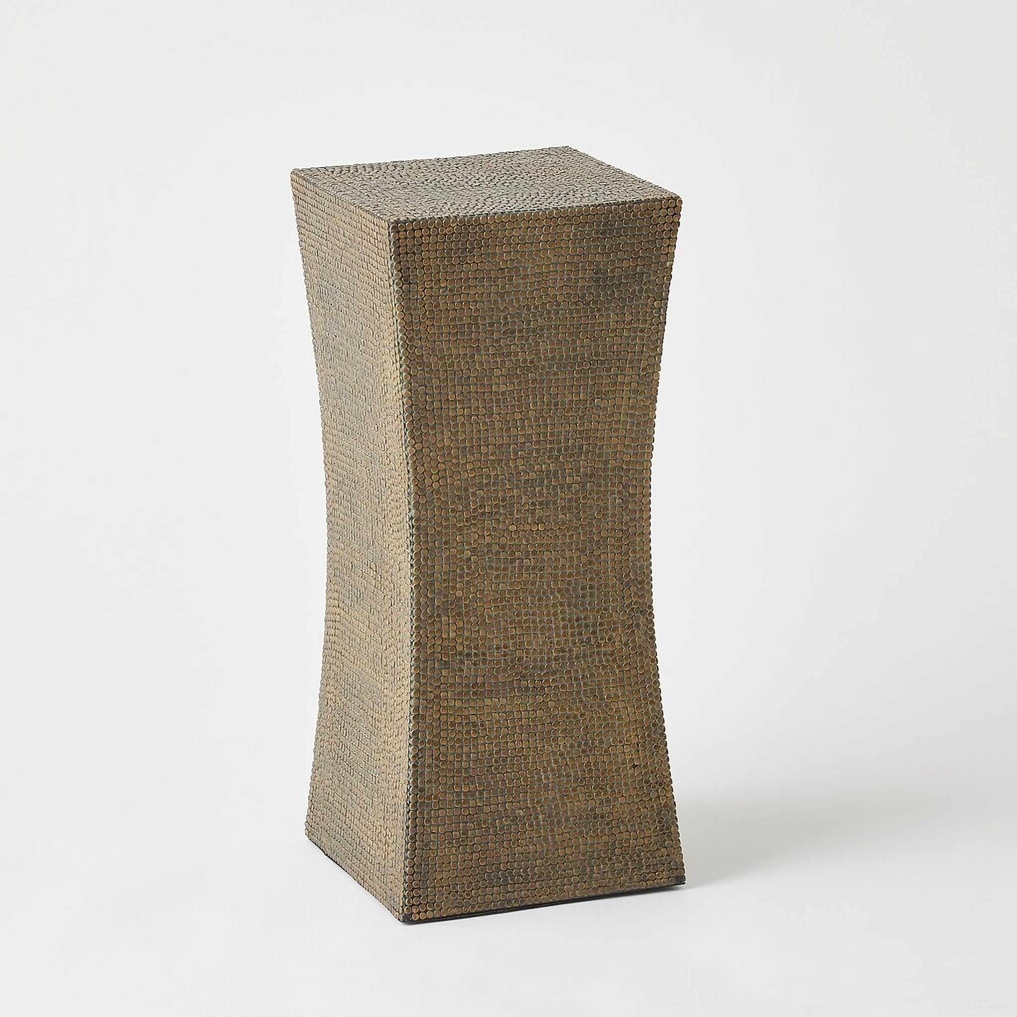 The appearance of Lames Tapered Table In Aged Brass designed by Global Views in the modern / contemporary interior design. This aged brass piece of furniture  was selected by 1StopBedrooms from Lames Collection to add a touch of cosiness and style into your home. Sku: 791705. Material: Brass.