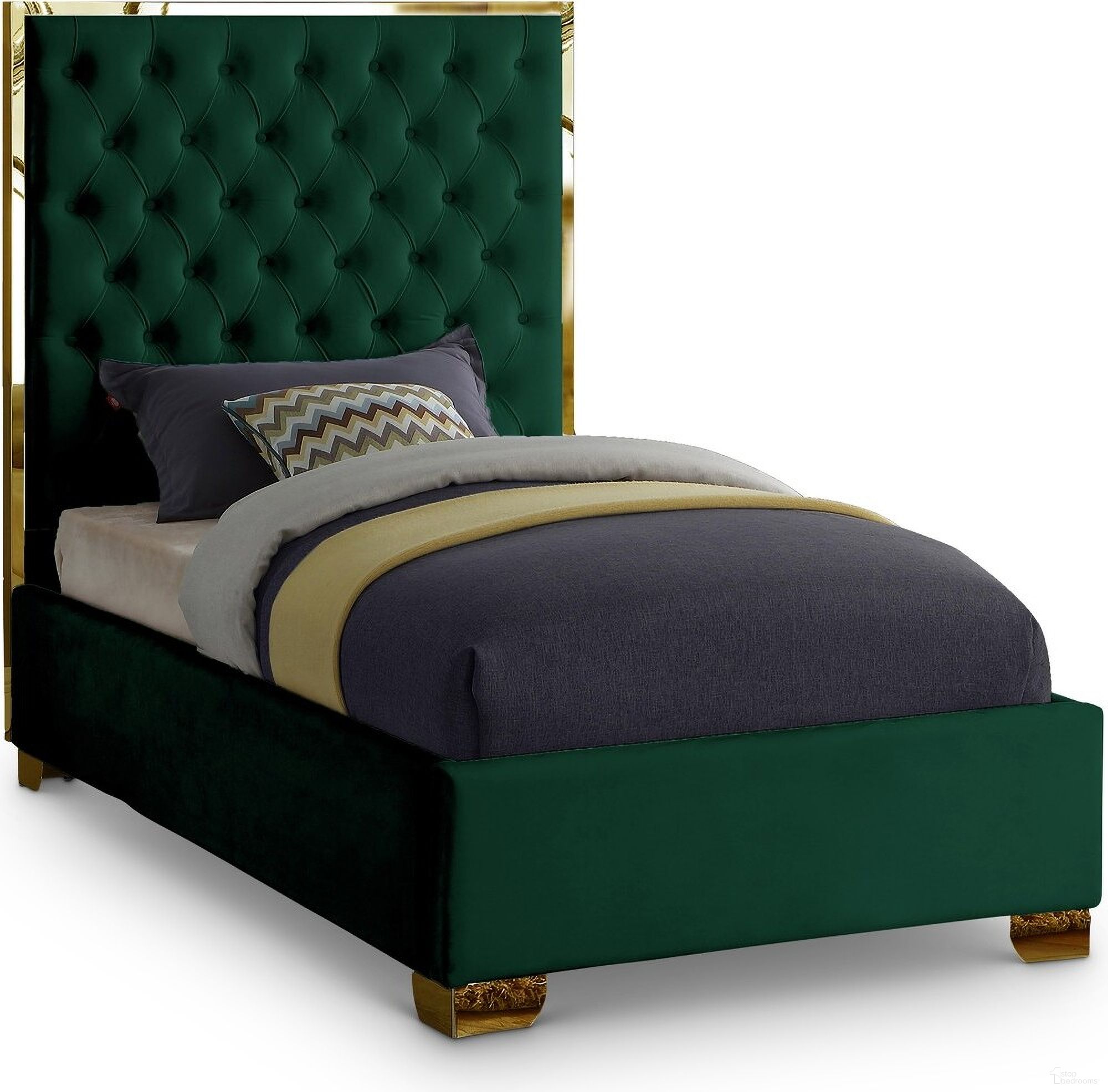 The appearance of Lana Velvet Twin Bed In Green designed by Meridian in the modern / contemporary interior design. This green piece of furniture was selected by 1StopBedrooms from Lana Collection to add a touch of cosiness and style into your home. Sku: LanaGreen-T Box 1/2 (HB/Slats);LanaGreen-T Box 2/2 (FB/Rails/Metal Bar/Hardware/Legs). Bed Type: Panel Bed. Bed Size: Twin. Material: Velvet.