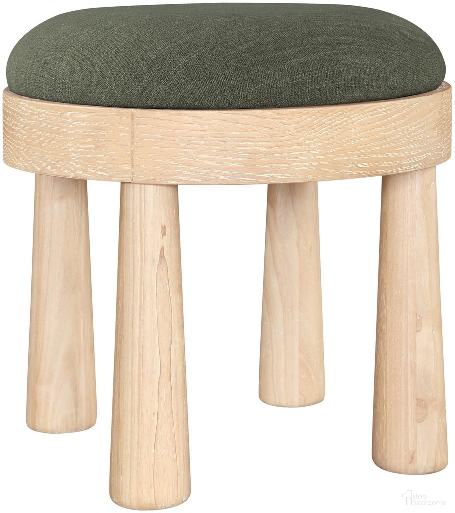 The appearance of Larea Linen Textured Fabric Upholstered Ottoman In Olive designed by Meridian in the modern / contemporary interior design. This olive piece of furniture was selected by 1StopBedrooms from Larea Collection to add a touch of cosiness and style into your home. Sku: 22067Olive. Material: Linen.