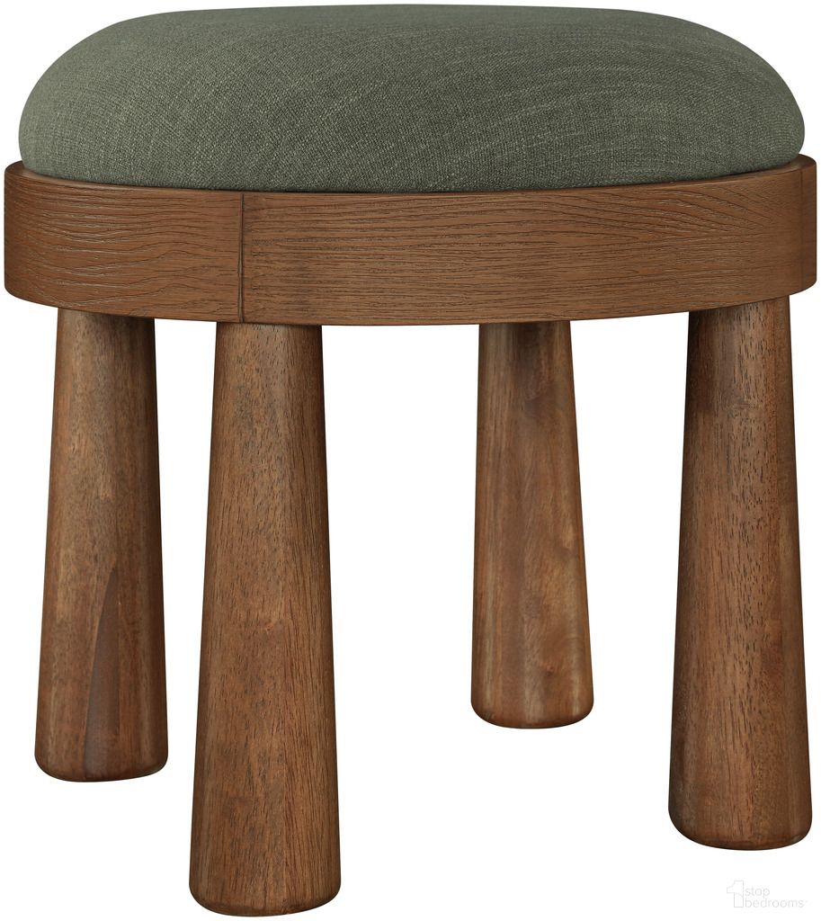 The appearance of Larea Linen Textured Fabric Upholstered Ottoman In Olive designed by Meridian in the modern / contemporary interior design. This olive piece of furniture was selected by 1StopBedrooms from Larea Collection to add a touch of cosiness and style into your home. Sku: 22069Olive. Material: Linen.