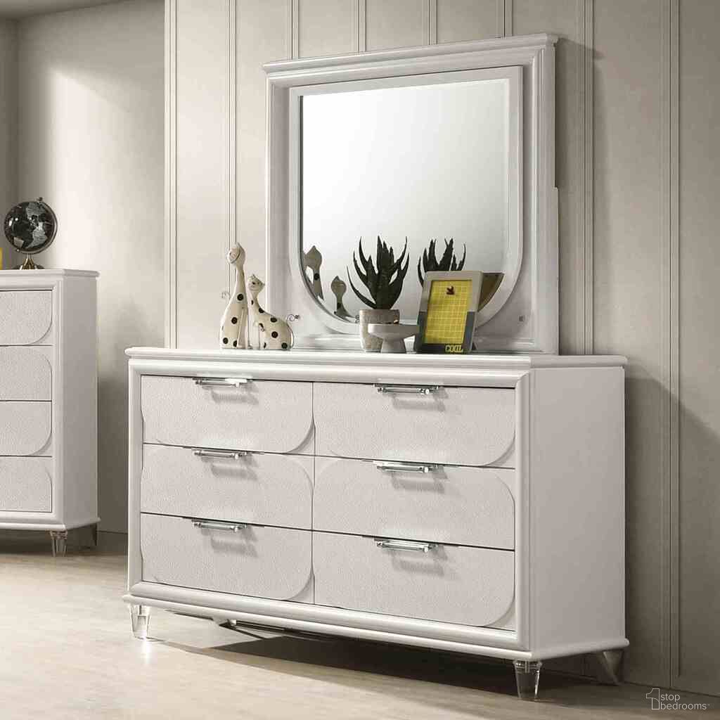 The appearance of Lareina Dresser In Pearl White designed by Furniture of America in the modern / contemporary interior design. This pearl white piece of furniture was selected by 1StopBedrooms from Lareina Collection to add a touch of cosiness and style into your home. Sku: FM72081WH-D. Material: Solid Rubberwood.
