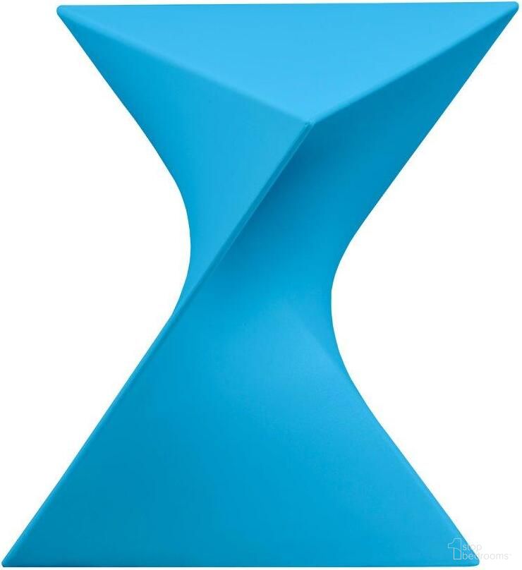 The appearance of Leisuremod Randolph Modern Side Table In Blue designed by LeisureMod in the modern / contemporary interior design. This blue piece of furniture  was selected by 1StopBedrooms from Randolph Collection to add a touch of cosiness and style into your home. Sku: RS17BU. Material: Plastic.