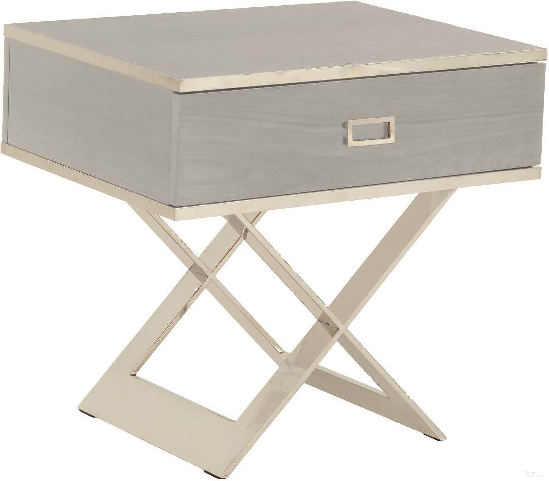 The appearance of Libby Langdon Carlson End Table In Sheer Dove designed by Fairfield Chair in the interior design. This sheer dove piece of furniture was selected by 1StopBedrooms from Libby Langdon Collection to add a touch of cosiness and style into your home. Sku: 6341-ET-9. Material: Veneer.