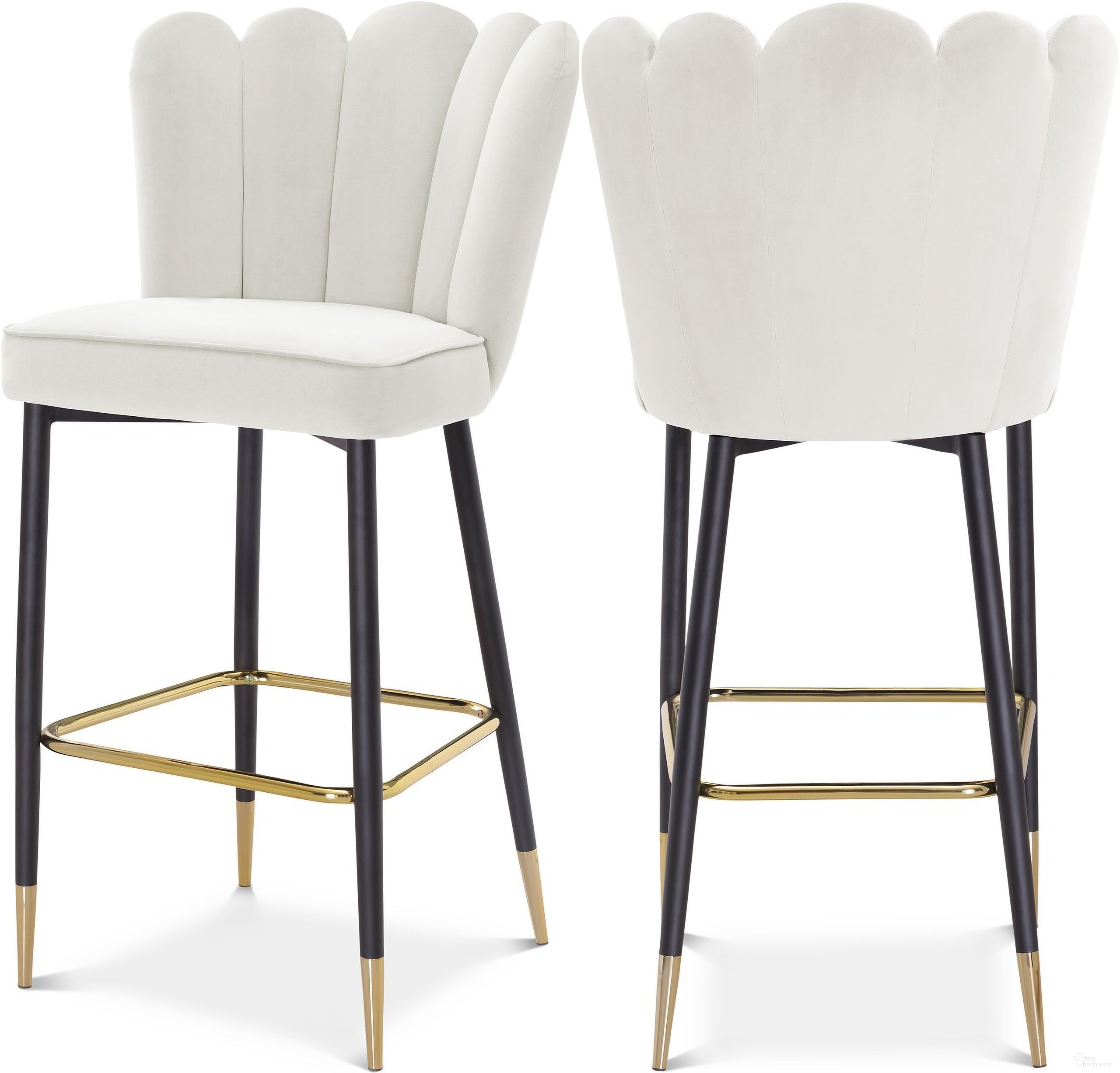 The appearance of Lily Velvet Stool Set of 2 In Cream designed by Meridian in the modern / contemporary interior design. This cream velvet piece of furniture was selected by 1StopBedrooms from Lily Collection to add a touch of cosiness and style into your home. Sku: 961Cream-C. Material: Velvet.