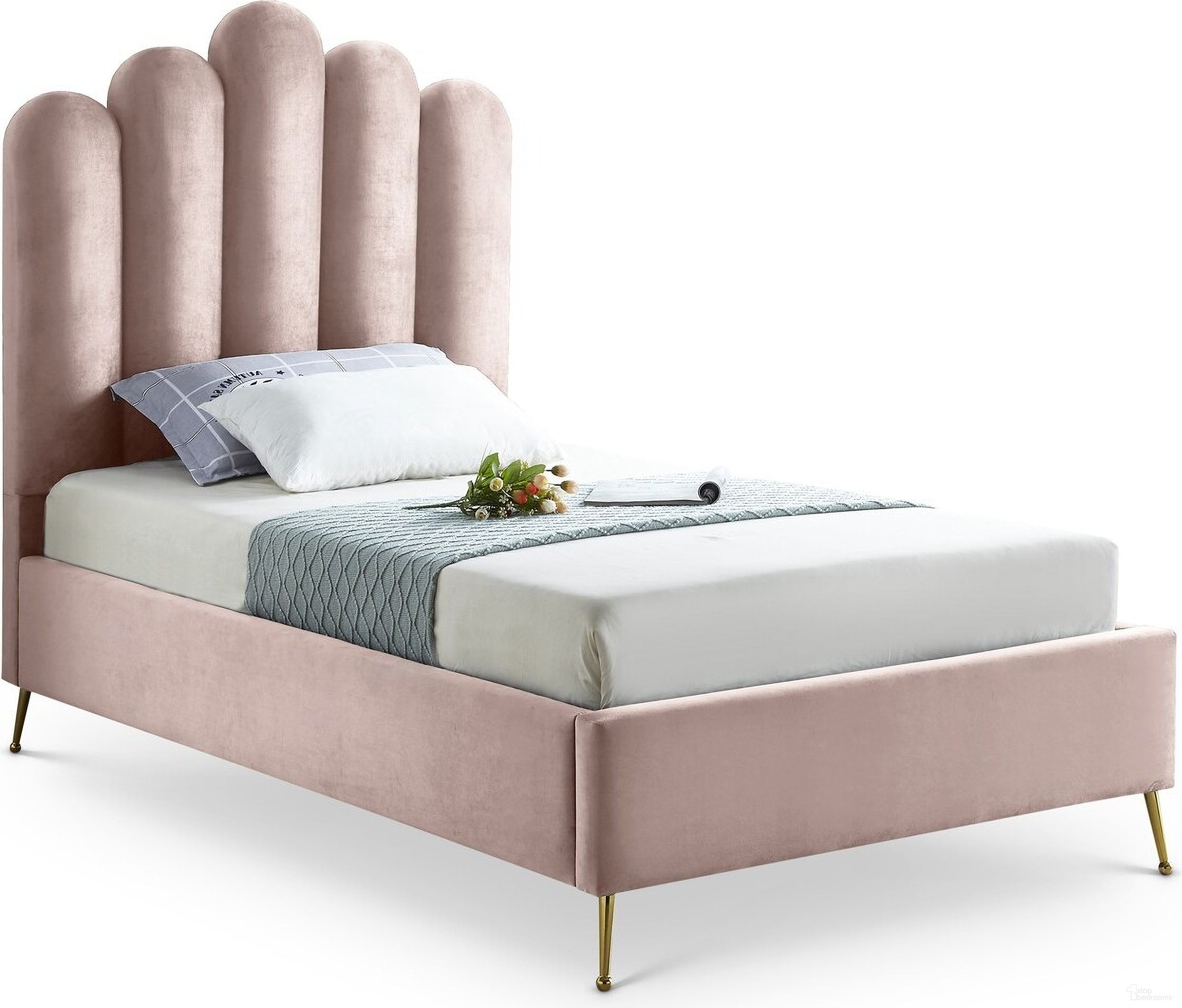 The appearance of Lily Velvet Twin Bed In Pink designed by Meridian in the modern / contemporary interior design. This pink piece of furniture was selected by 1StopBedrooms from Lily Collection to add a touch of cosiness and style into your home. Sku: LilyPink-T Box 1/2 (HB/Slats);LilyPink-T Box 2/2 (Siderails/FB/Metal Legs/Metal Bar). Bed Type: Panel Bed. Bed Size: Twin. Material: Velvet.
