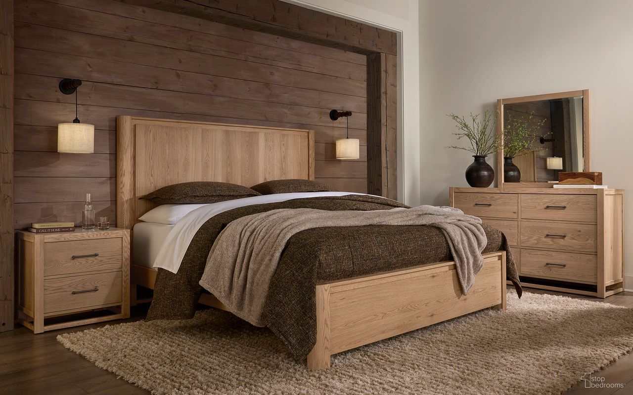 The appearance of Lodge and Loft Radius Poster Bedroom Set In Blond Oak designed by Vaughan Bassett in the modern / contemporary interior design. This blond oak piece of furniture was selected by 1StopBedrooms from Lodge and Loft Collection to add a touch of cosiness and style into your home. Sku: 842-558;842-855;842-922;842-227. Material: Wood. Bed Size: California King.
