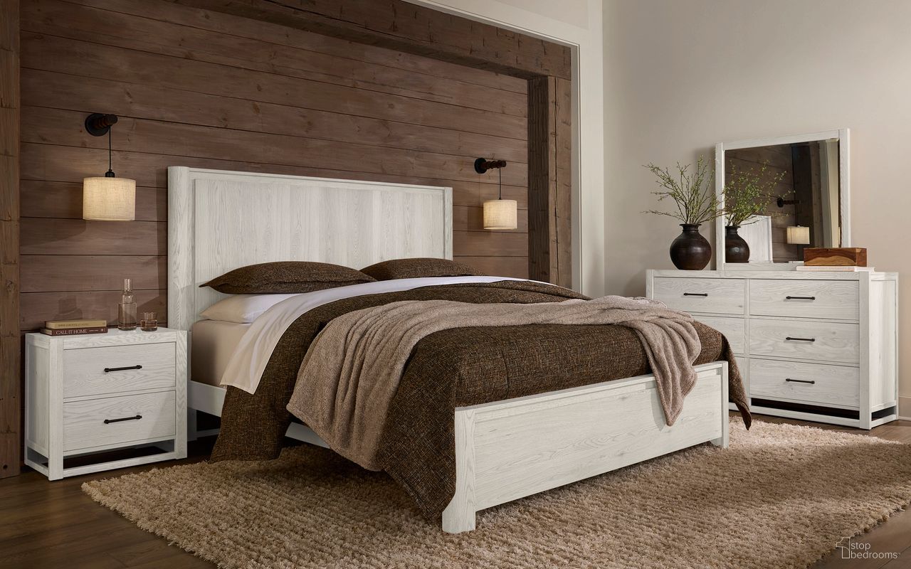 The appearance of Lodge and Loft Radius Poster Bedroom Set In Soft White designed by Vaughan Bassett in the modern / contemporary interior design. This soft white piece of furniture was selected by 1StopBedrooms from Lodge and Loft Collection to add a touch of cosiness and style into your home. Sku: 844-558;844-855;844-922;844-227. Material: Wood. Bed Size: California King.