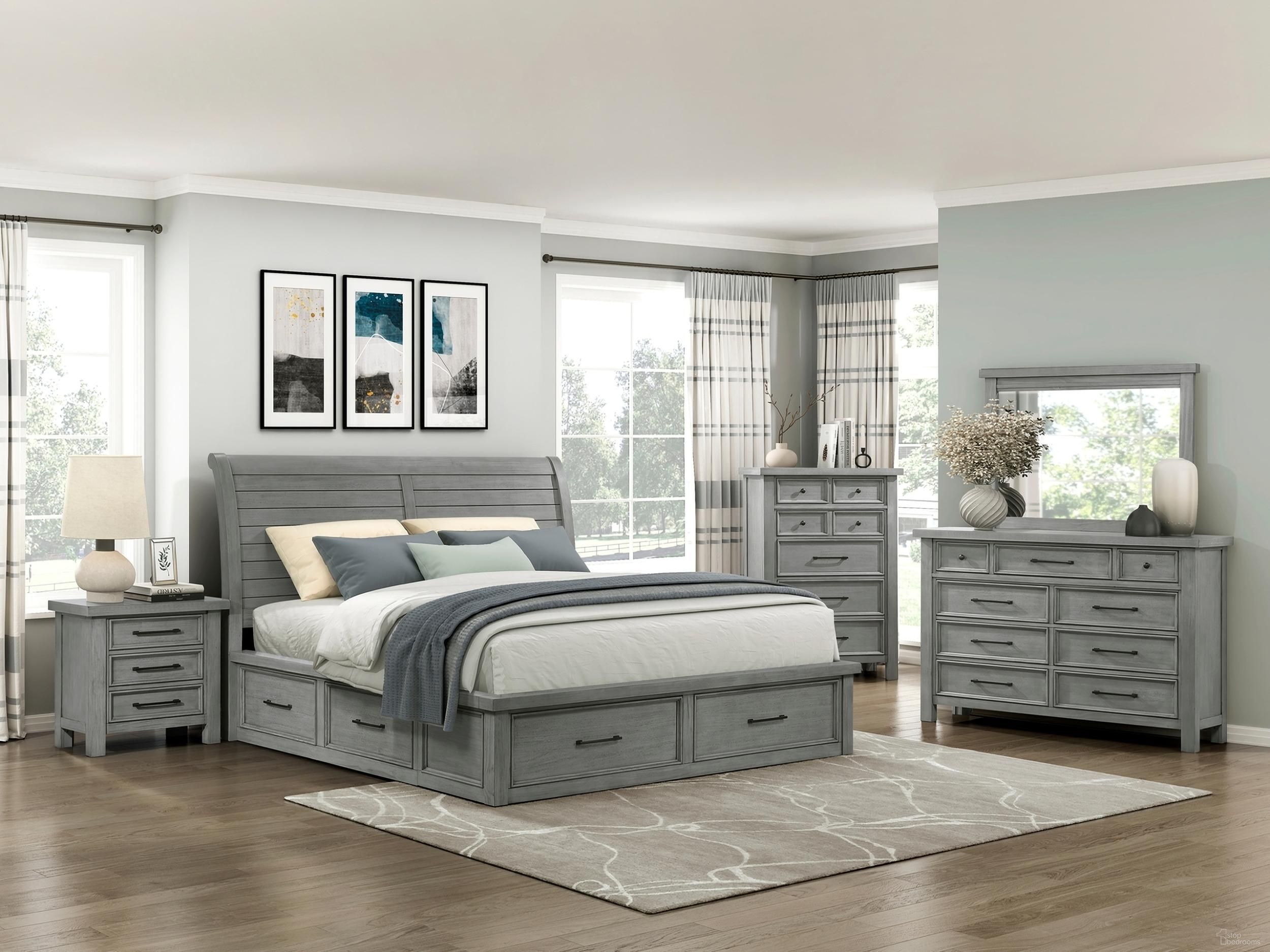 Logandale Platform Bedroom Set with Storage Footboard and Side Rails In Gray
