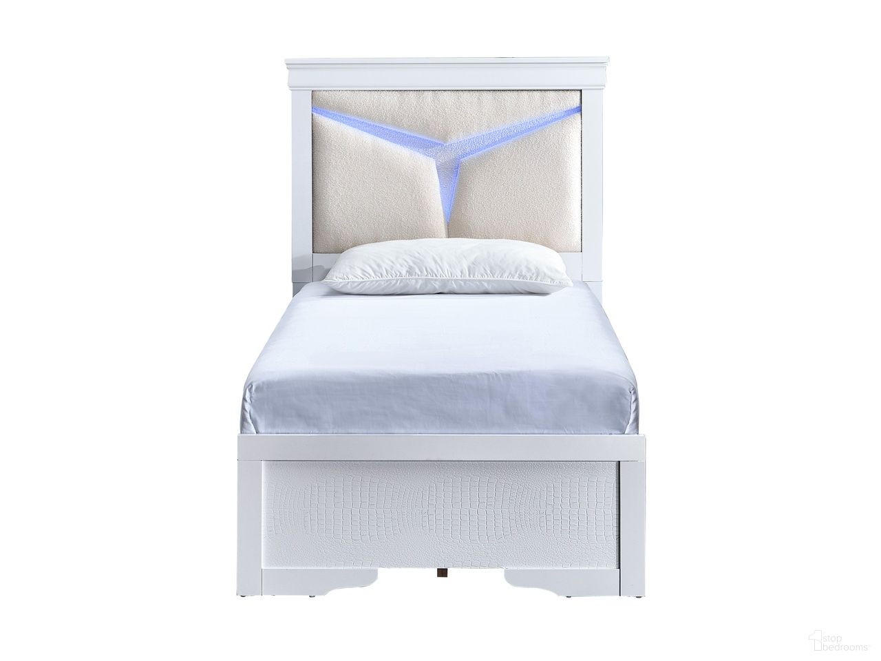 The appearance of Lorana Teddy Fabric LED Twin Bed in Sparkling White designed by Glory in the modern / contemporary interior design. This sparkling white piece of furniture was selected by 1StopBedrooms from Lorana Collection to add a touch of cosiness and style into your home. Sku: G6590G-TB5 Box 1;G6590G-TB5 Box 2;G6590G-TB5 Box 3. Material: Wood. Bed Size: Twin.