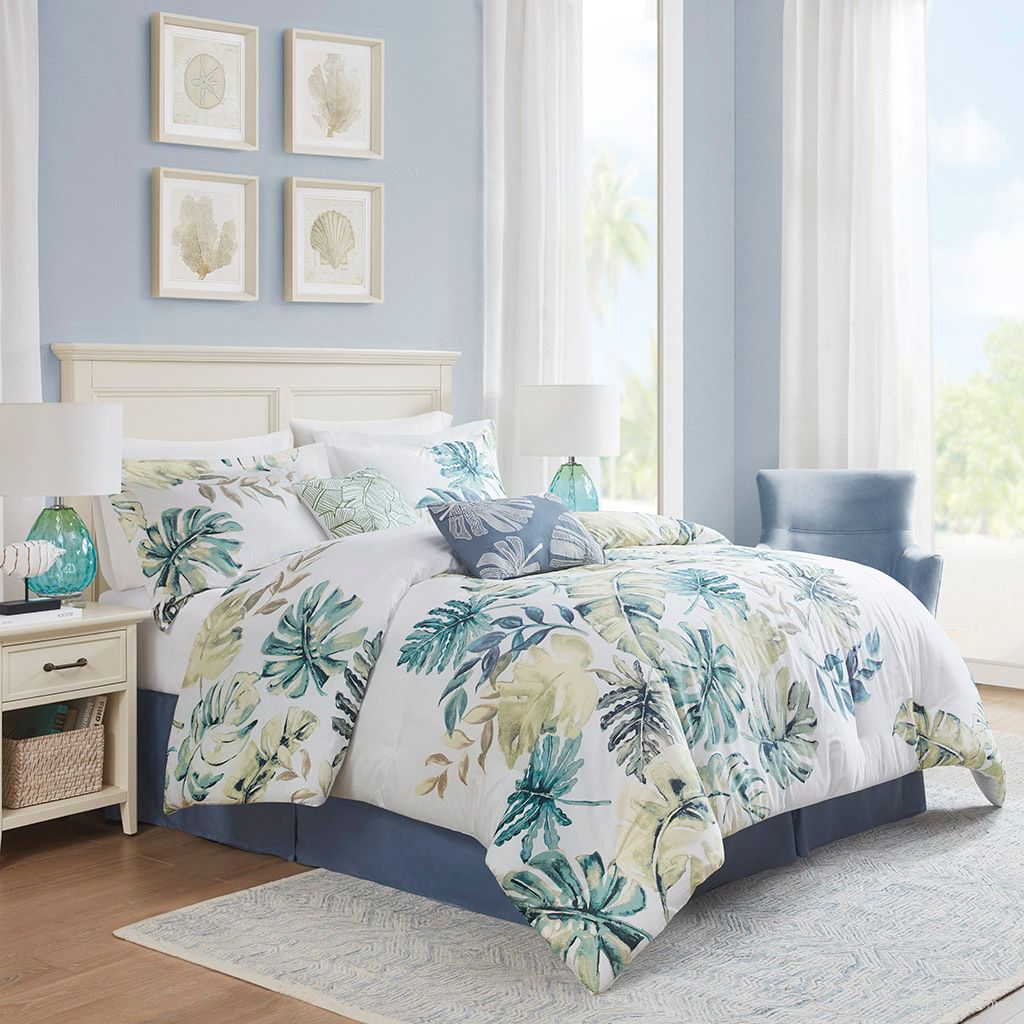 The appearance of Lorelai Cotton Printed 6 Piece King Comforter Set In Multi designed by Olliix in the coastal interior design. This multi piece of furniture  was selected by 1StopBedrooms from Lorelai Collection to add a touch of cosiness and style into your home. Sku: HH10-1620. Bed Size: King. Material: Cotton.