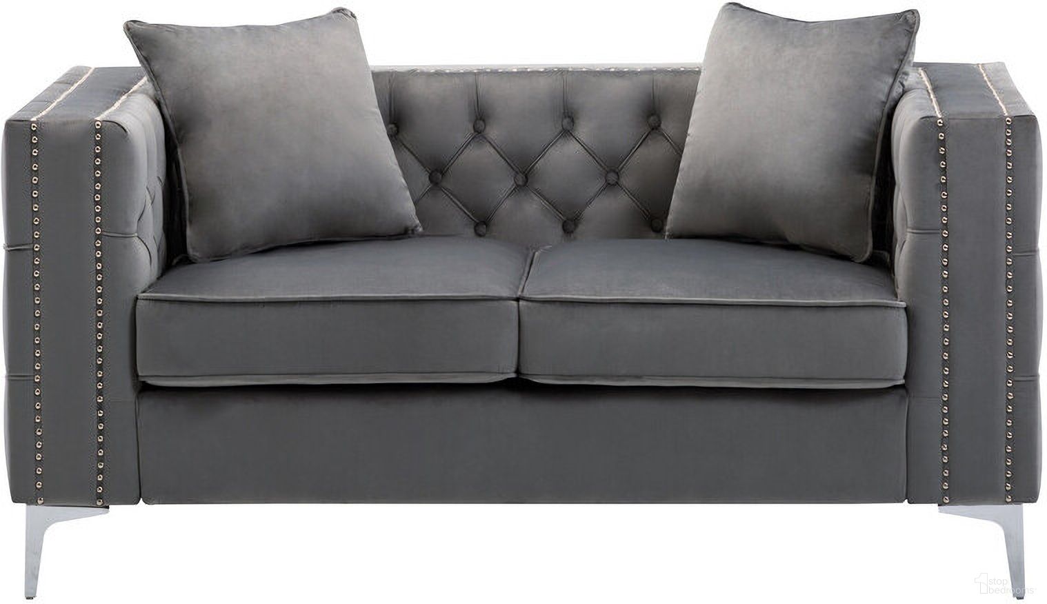 Lorreto Gray Velvet Loveseat