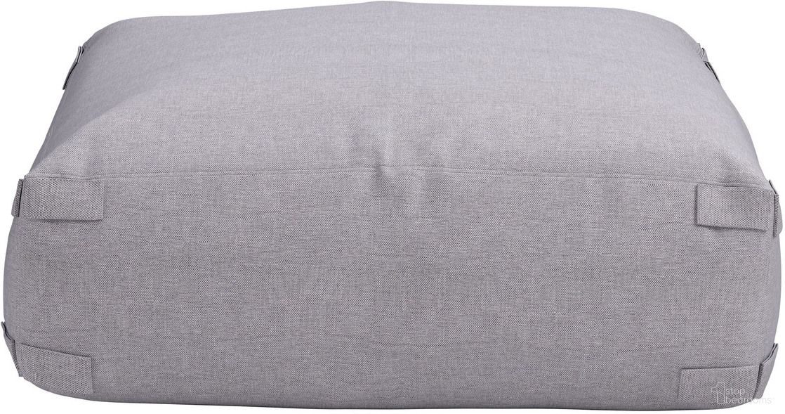 The appearance of Luanda Ottoman In Gray designed by Zuo Modern in the modern / contemporary interior design. This gray piece of furniture was selected by 1StopBedrooms from Luanda Collection to add a touch of cosiness and style into your home. Sku: 704151. Material: Olefin.