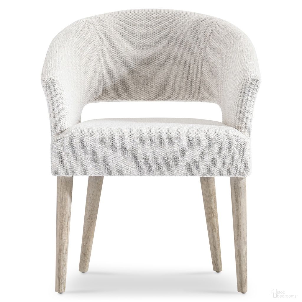 The appearance of Lucerne Arm Chair In Beige and Tan designed by Bernhardt in the modern / contemporary interior design. This beige/tan piece of furniture was selected by 1StopBedrooms from Lucerne Collection to add a touch of cosiness and style into your home. Sku: 393544. Material: Fabric. Chair Type: Arm Chair.