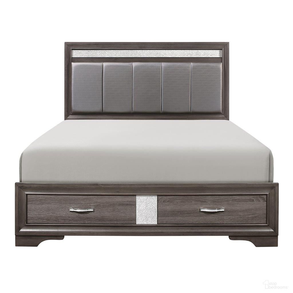 The appearance of Luster California King Platform Bed with Footboard Storage In Gray and Champagne designed by Homelegance in the glam interior design. This silver and grey piece of furniture was selected by 1StopBedrooms from Luster Collection to add a touch of cosiness and style into your home. Sku: 1505-DW;1505K-1;1505K-3CK. Bed Type: Platform Bed. Material: Faux Leather. Bed Size: California King.