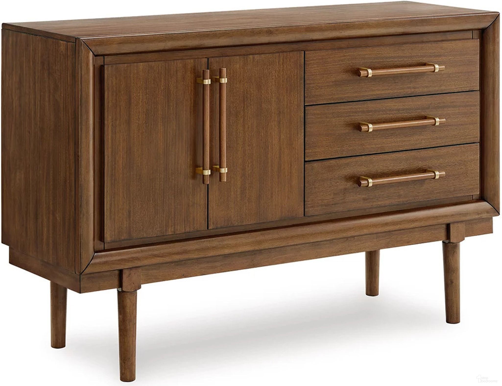 The appearance of Lyncott Dining Server In Brown designed by Signature Design by Ashley in the transitional interior design. This brown piece of furniture  was selected by 1StopBedrooms from Lyncott Collection to add a touch of cosiness and style into your home. Sku: D615-60. Material: Wood.
