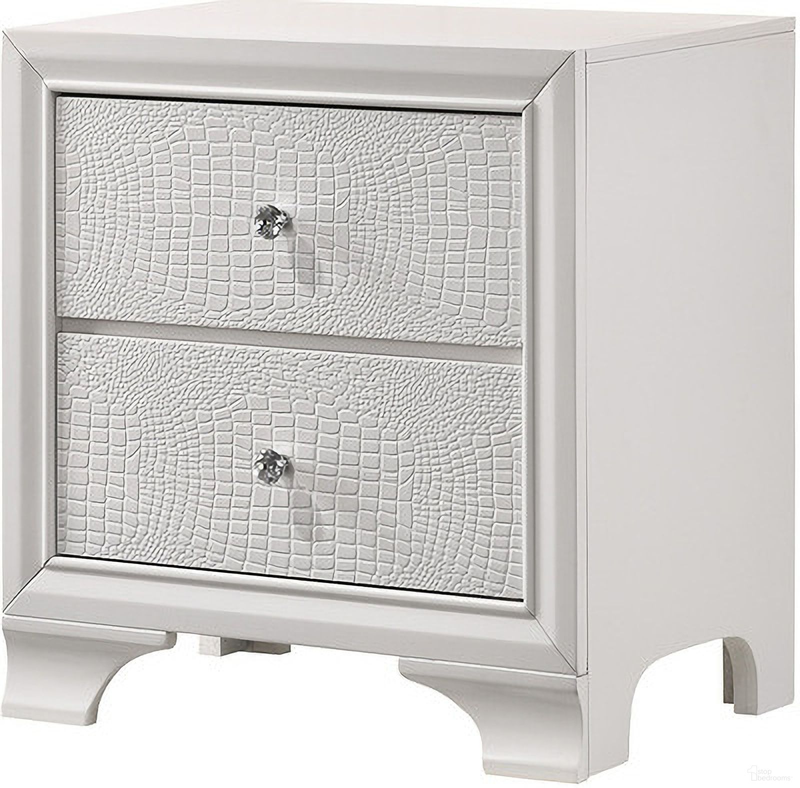 The appearance of Lyssa Night Stand Frost In White designed by Crown Mark in the glam interior design. This white piece of furniture was selected by 1StopBedrooms from Lyssa Collection to add a touch of cosiness and style into your home. Sku: B4310-2. Material: MDF.