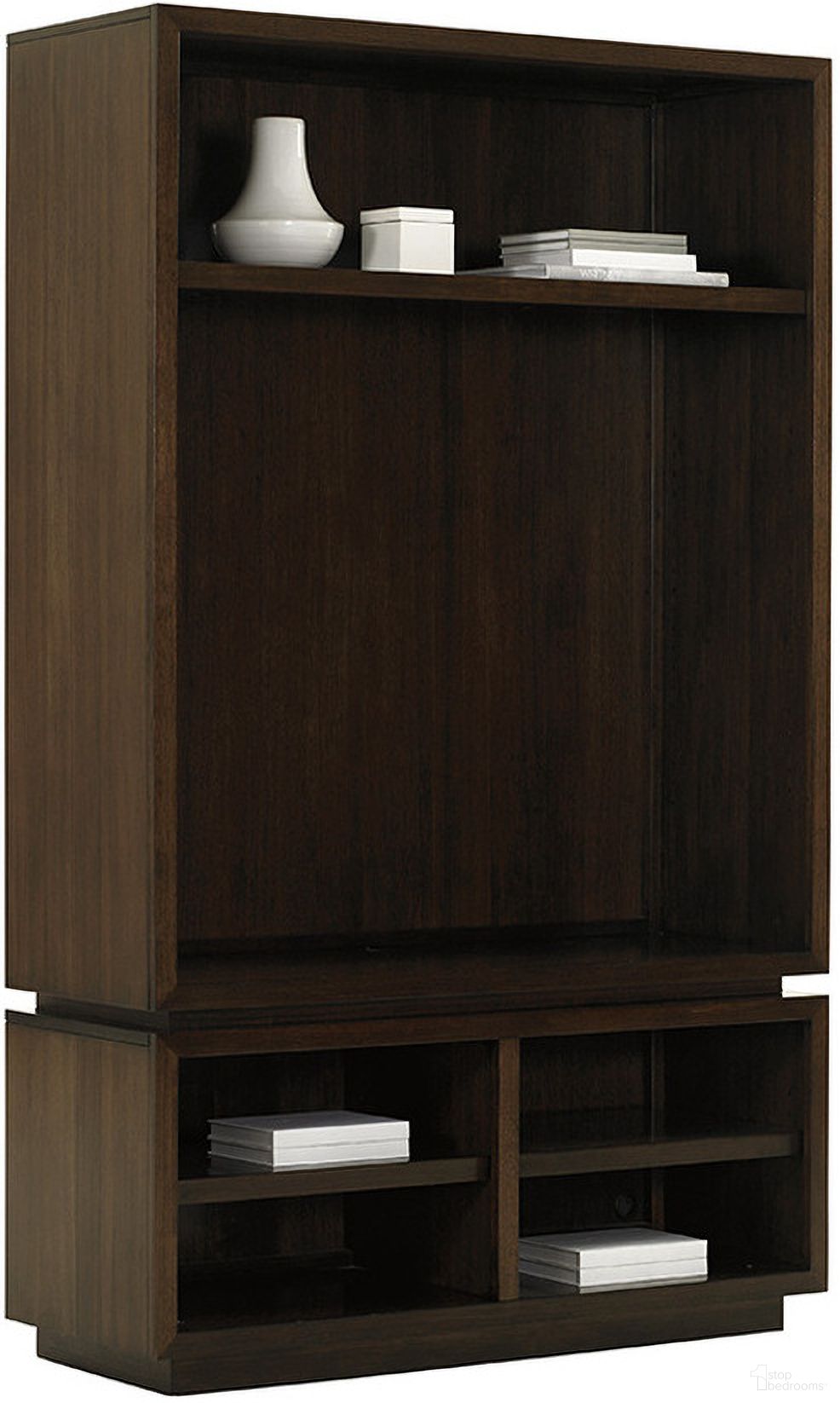 The appearance of Macarthur Park Thurston Bunching Bookcase In Farrington designed by Lexington in the transitional interior design. This farrington piece of furniture was selected by 1StopBedrooms from MacArthur Park Collection to add a touch of cosiness and style into your home. Sku: 729-991. Material: Steel.